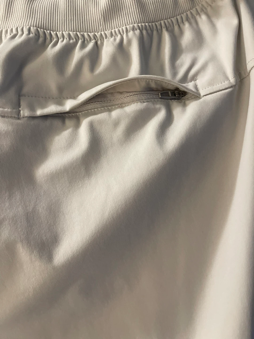Lululemon White Joggers - photo 5