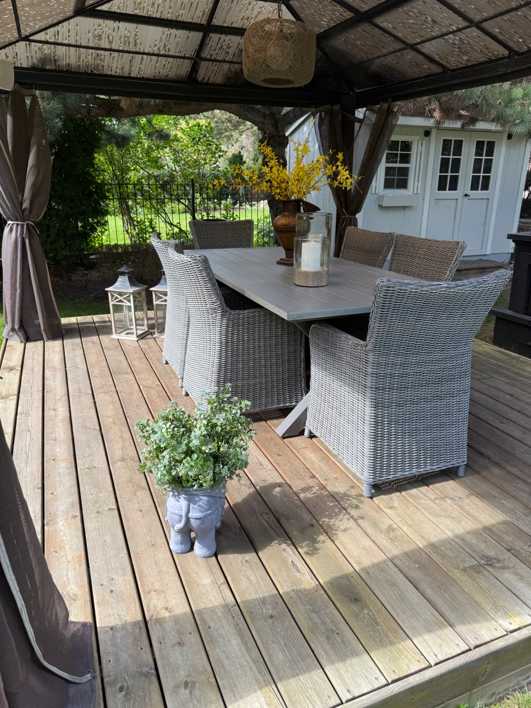 Patio Furniture - photo 2