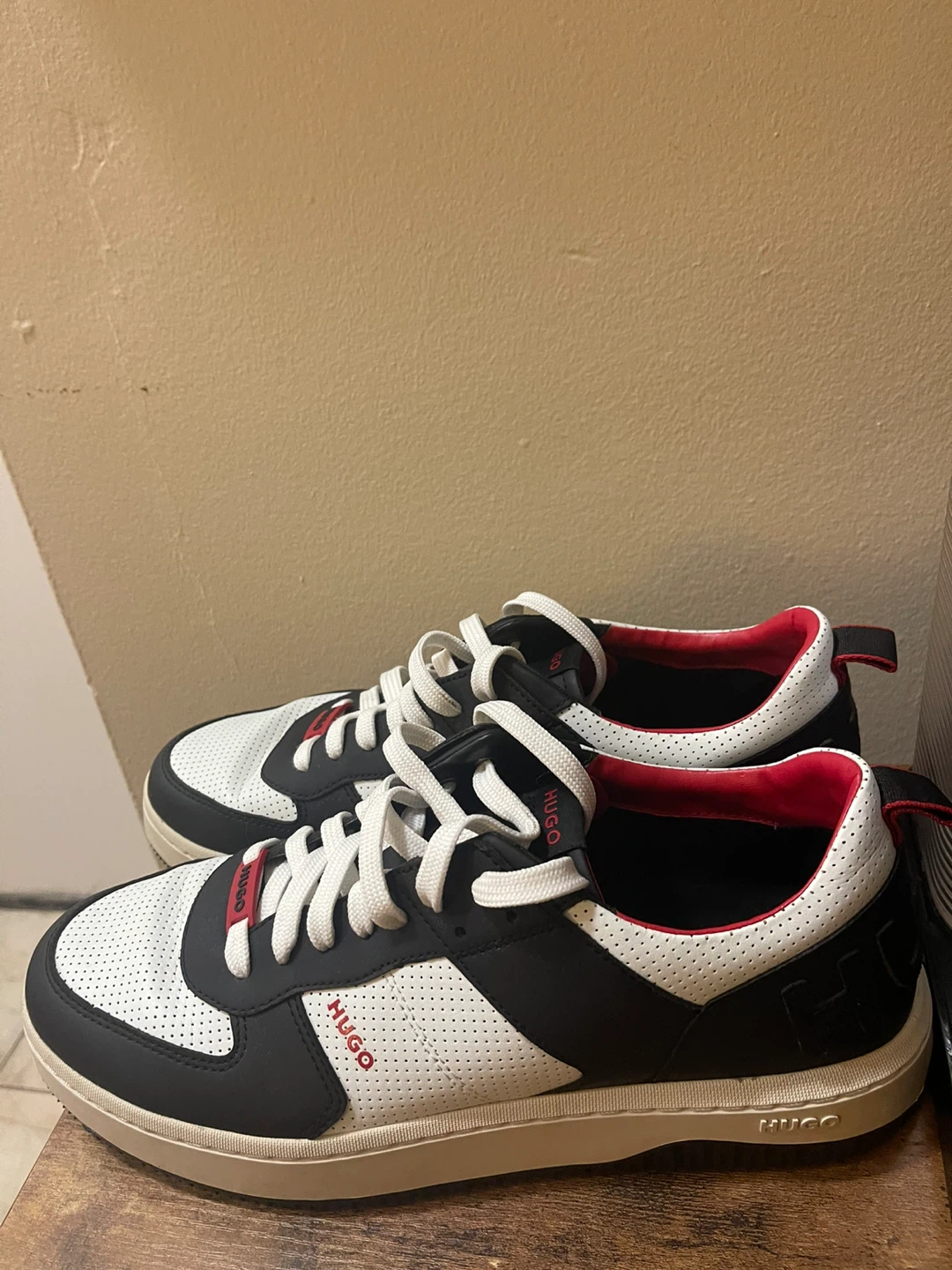 HUGO Sneakers