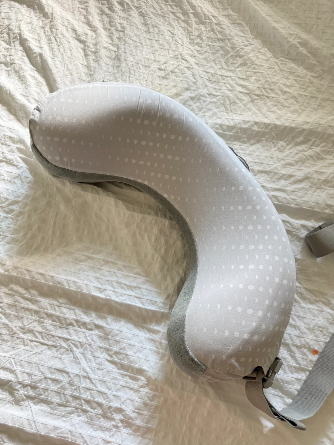 Nursing pillow - photo 2