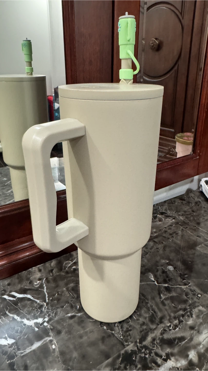 Simple Modern 40 oz Tumbler with Handle