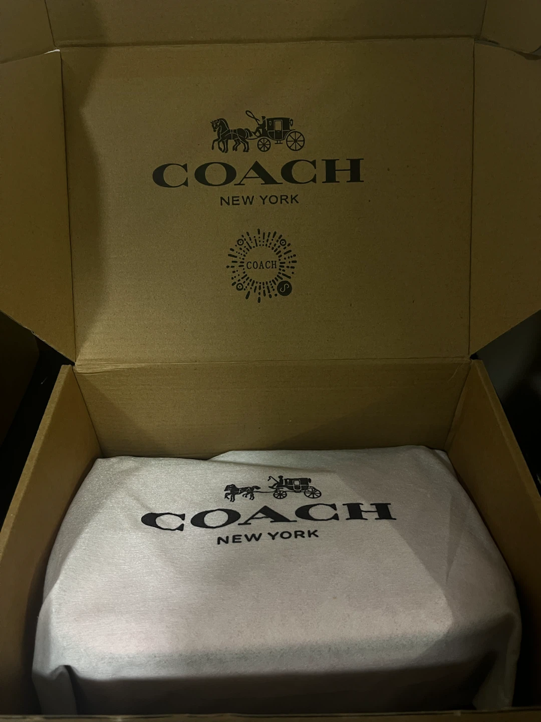 Coach Pink Signature Shoulder Bag - photo 3