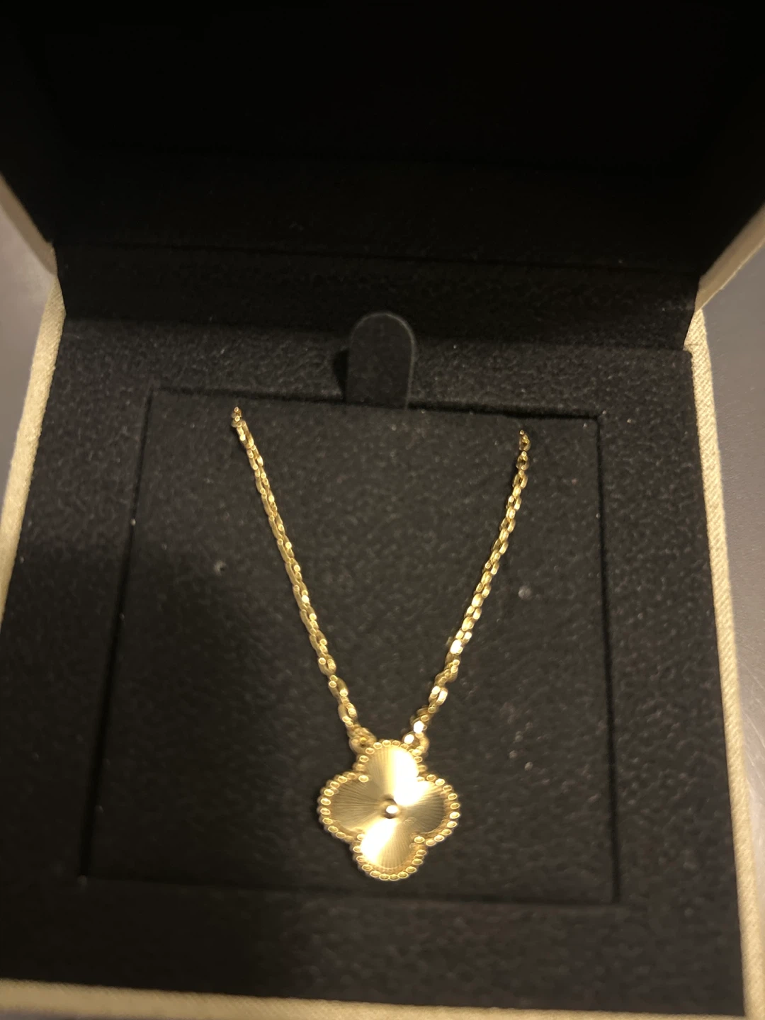 Gold Tone Necklace