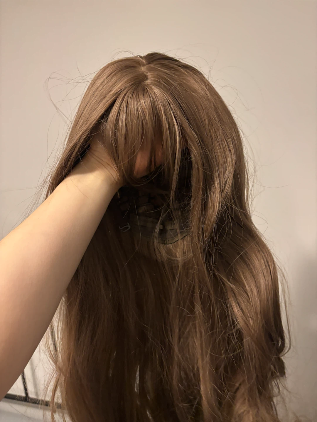 Light brown blonde long synthetic wig - photo 2