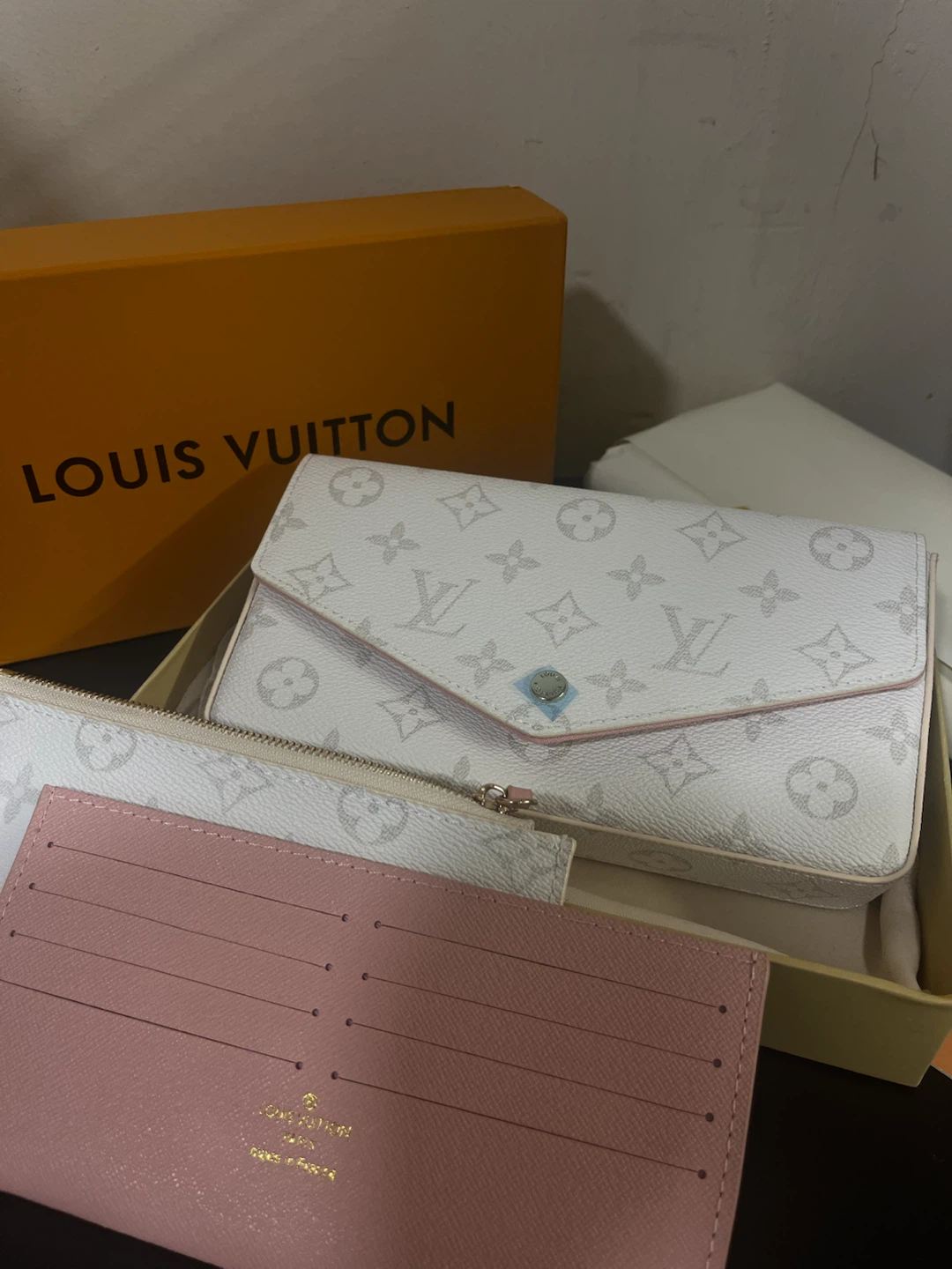 Louis Vuitton Envelope Wallet