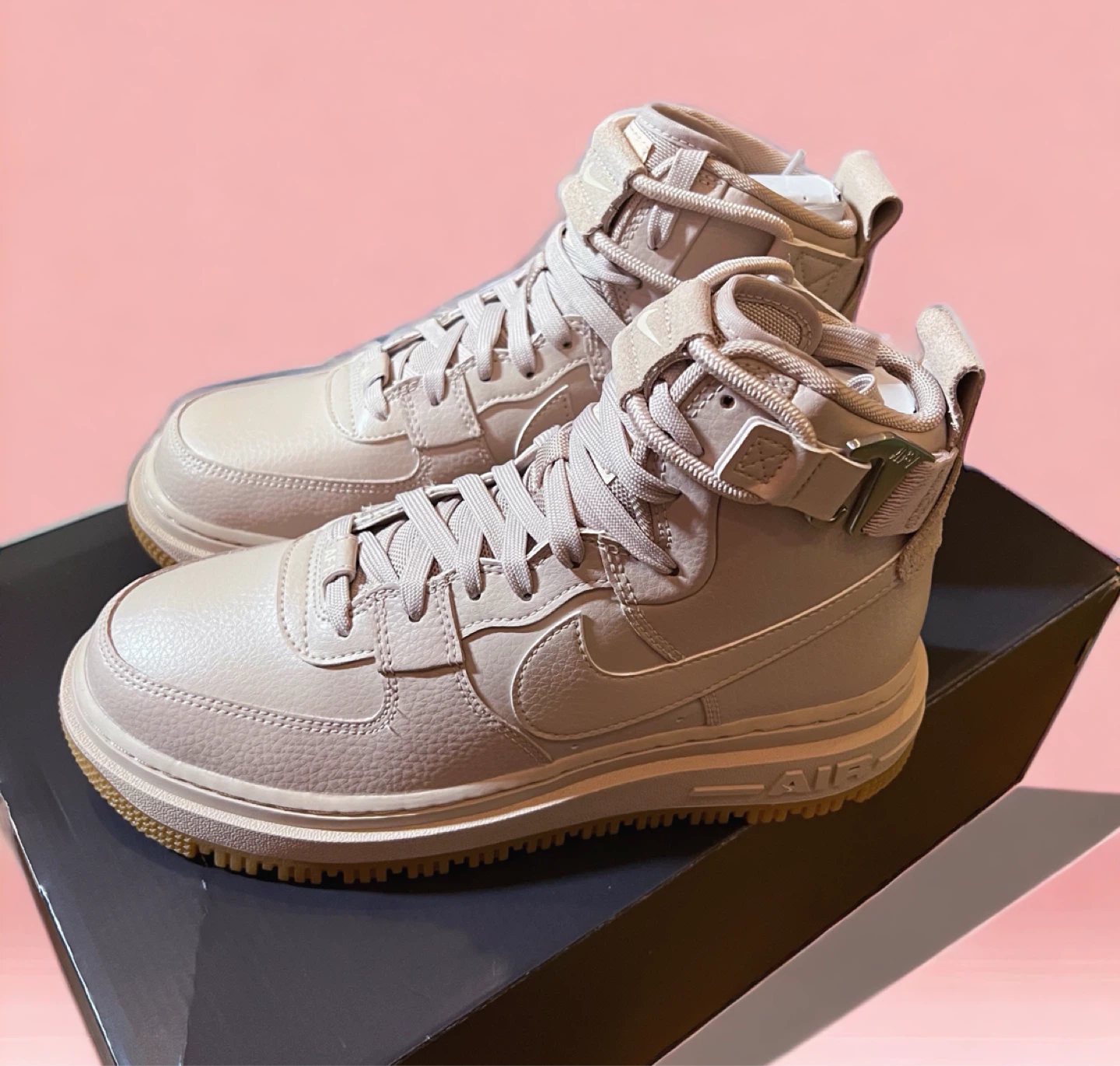 NIKE PINK AIR FORCE 1 HIGH UTILITY 2.0 SNEAKERS SZ 8 - BNIB - photo 2