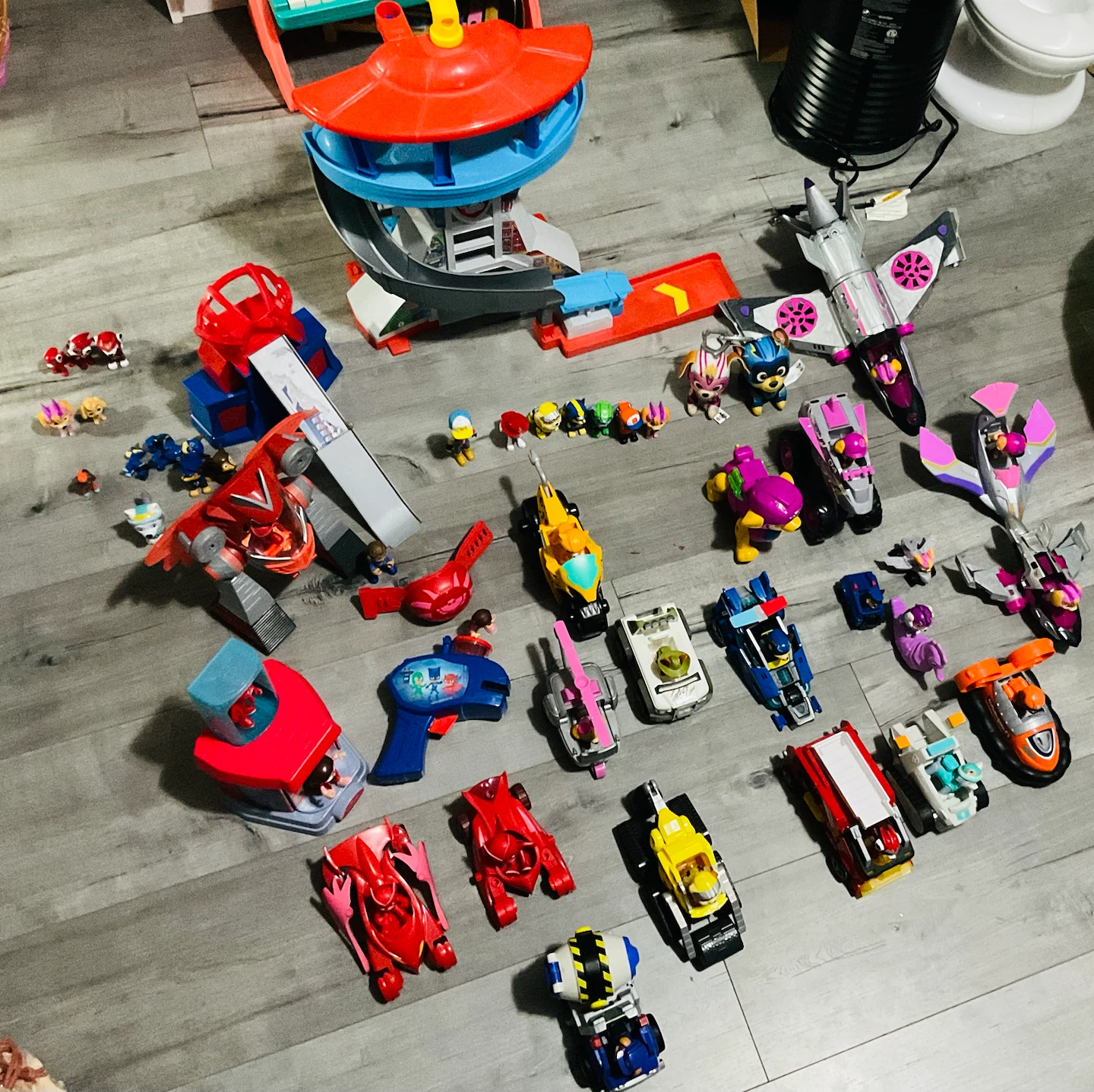 Paw Patrol and PJ Masks Vehicle and Figure Set