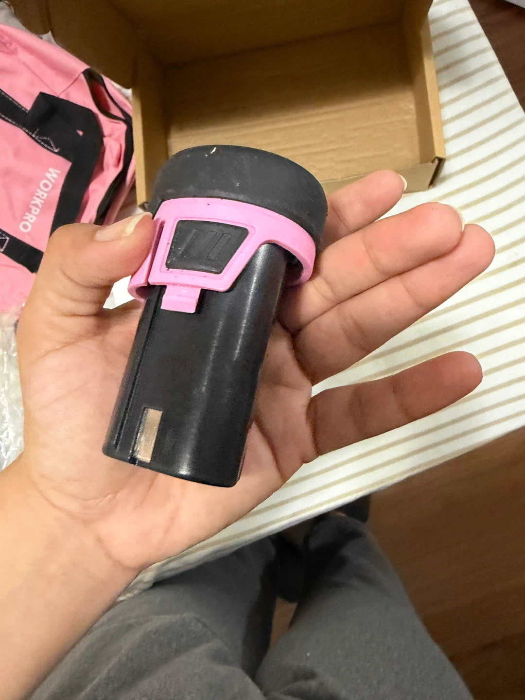WORKPRO Pink 12V Cordless Drill Battery and Bag - photo 4