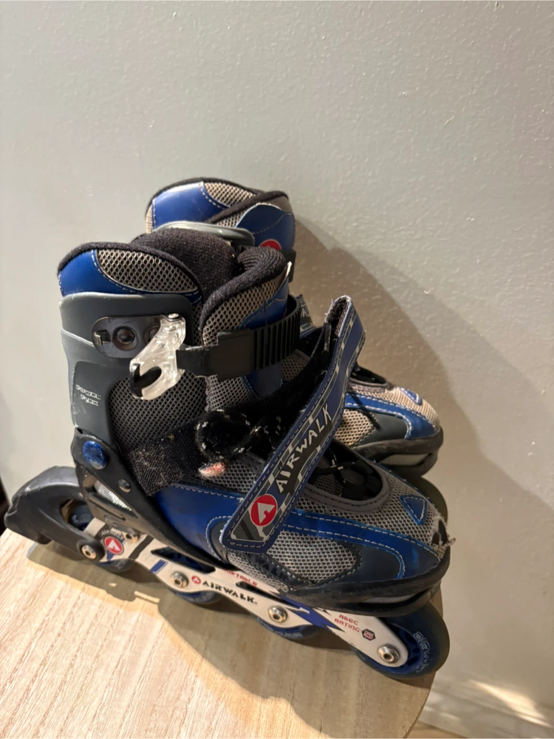Airwalk Adjustable Inline Skates Size 1-4