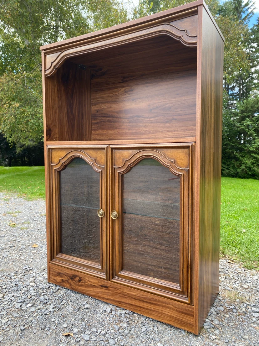 Vintage Display / Storage Cabinet (CAN DELIVER) - photo 5
