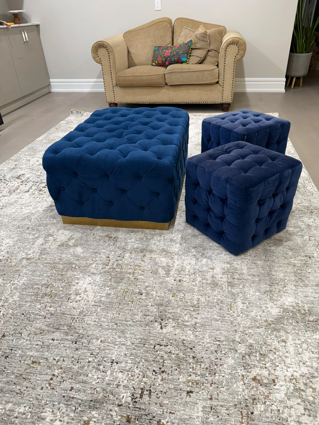 Blue Velvet Tufted Ottoman Set - photo 5