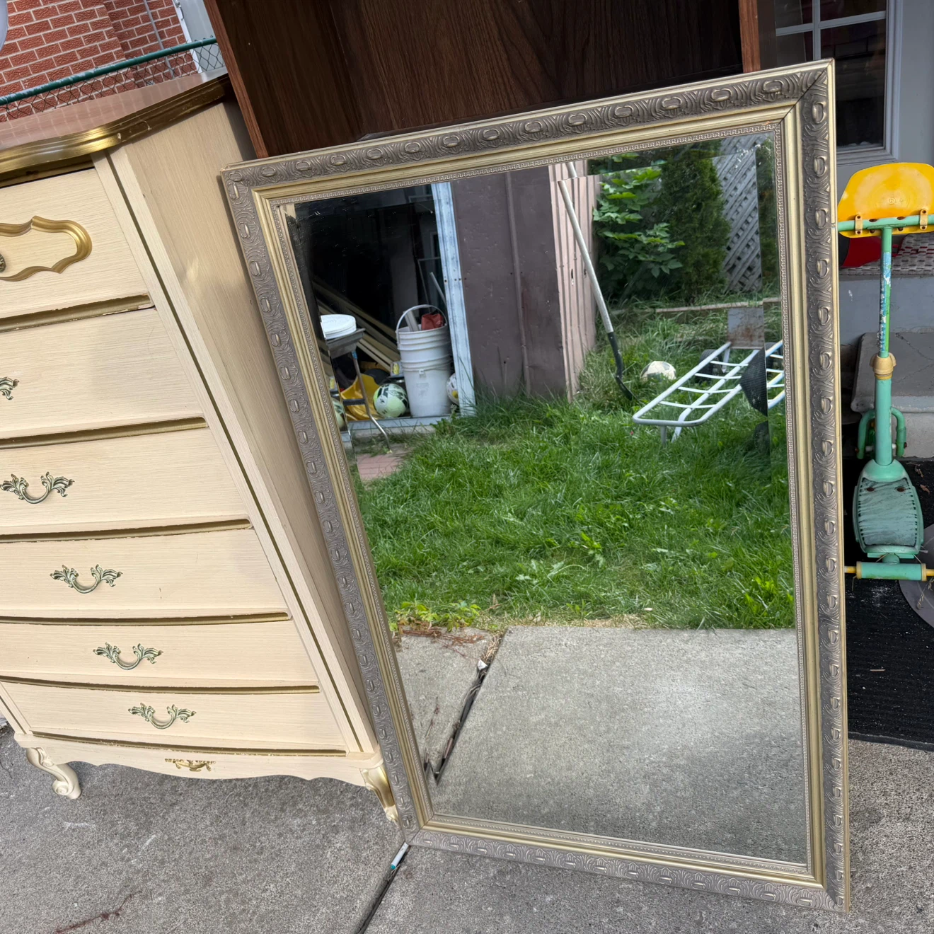 Large ornate gold-toned wall mirror - photo 2
