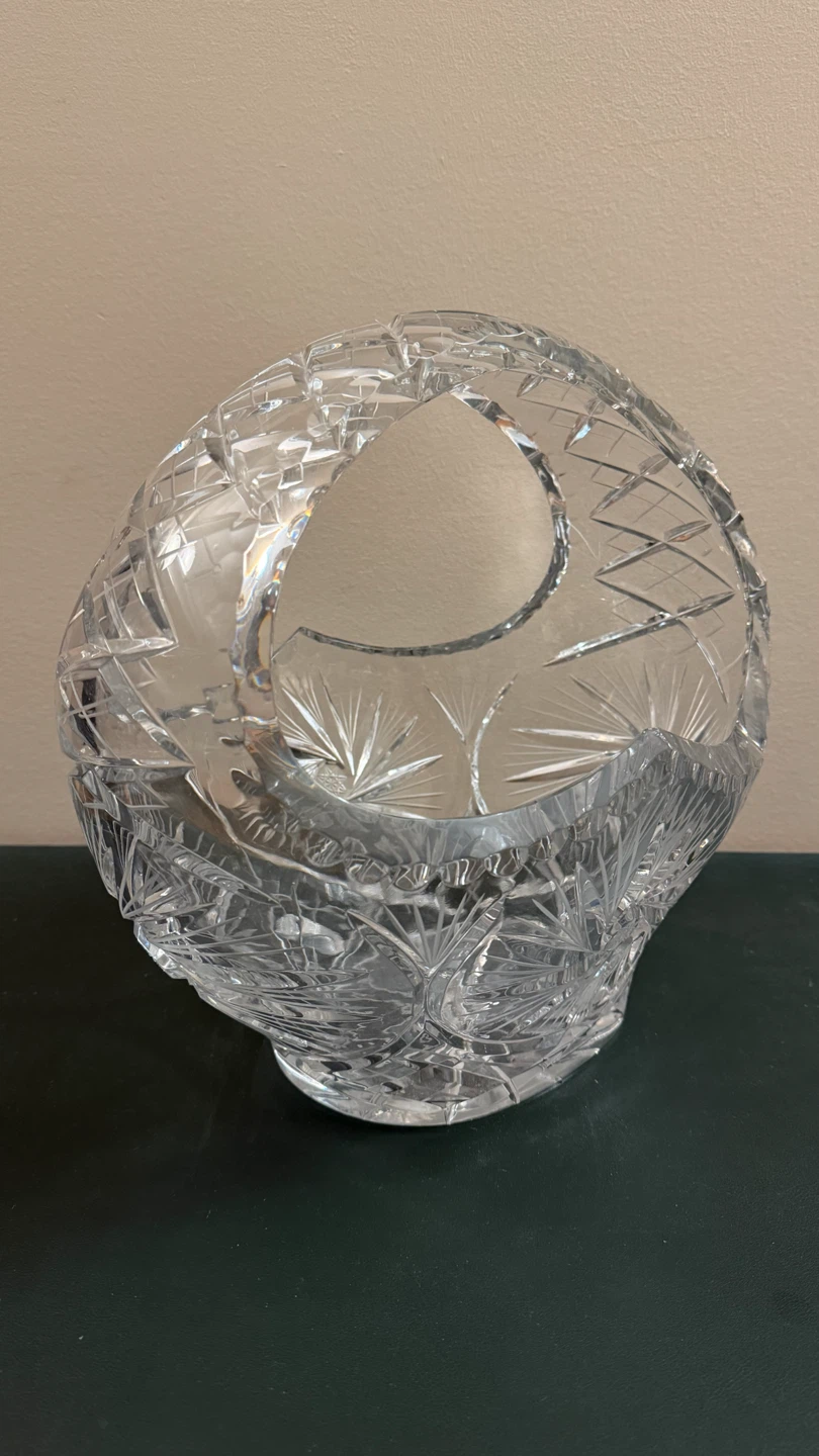 Vintage Crystal Basket - photo 2