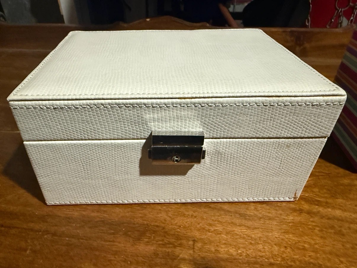 Two Assorted Jewellery Boxes - photo 4