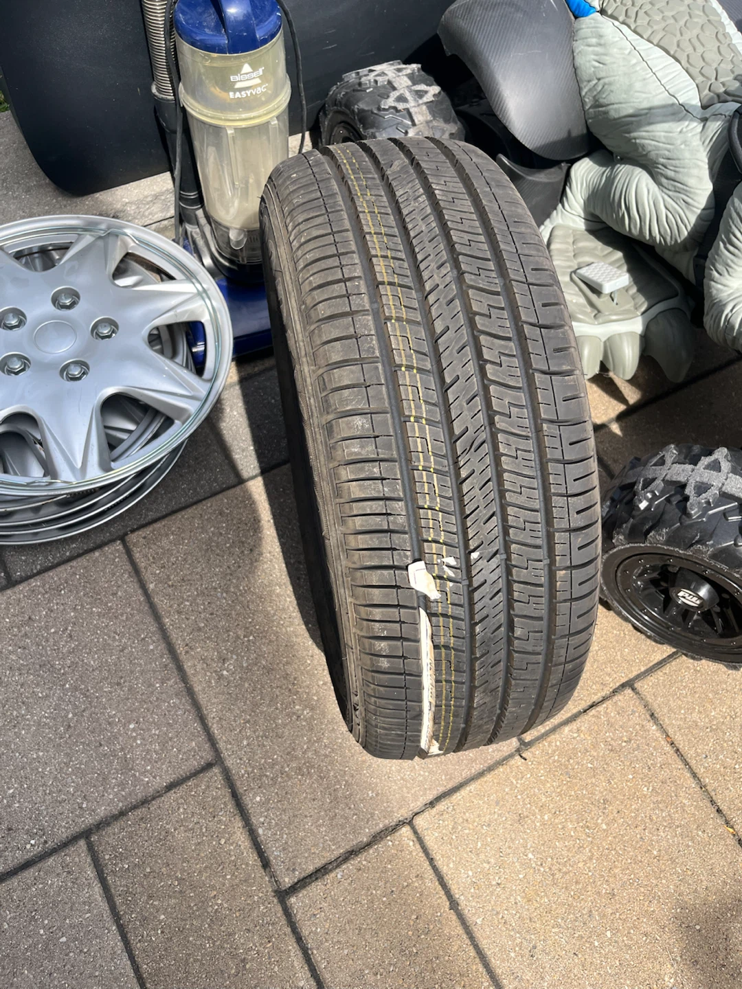 Single Automotive Tire