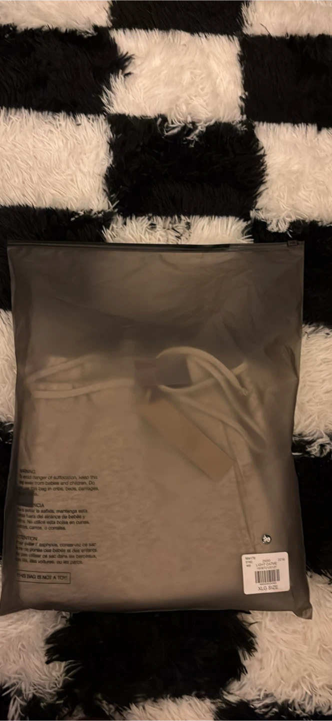 4XL Fear of God Essentials Sweat Shorts Light Oatmeal - photo 2