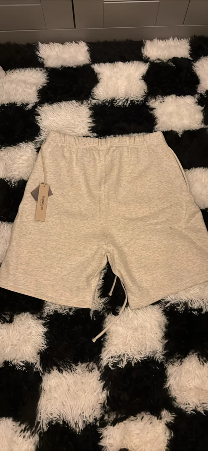 4XL Fear of God Essentials Sweat Shorts Light Oatmeal - photo 4