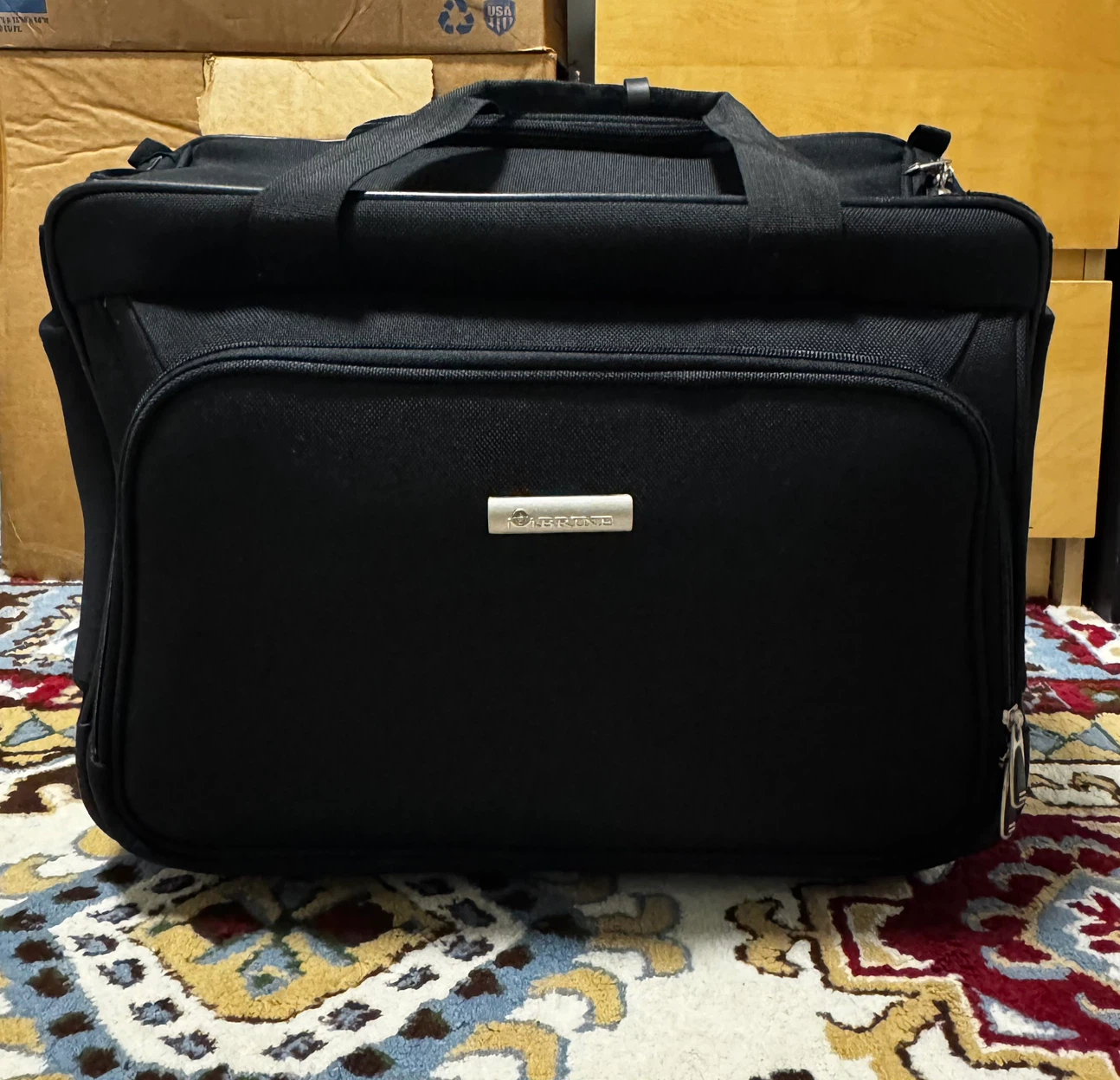Brine black rolling bag