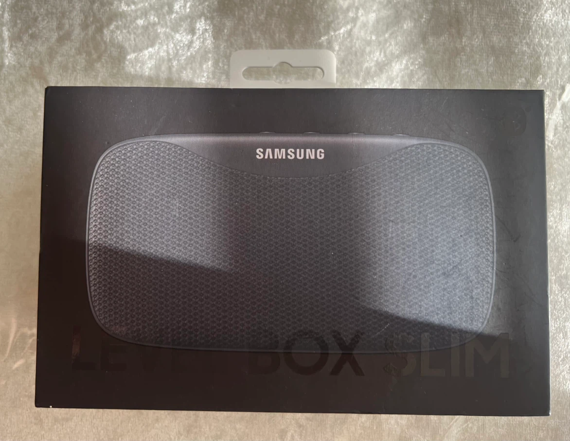 Samsung Level Box Slim Bluetooth Speaker