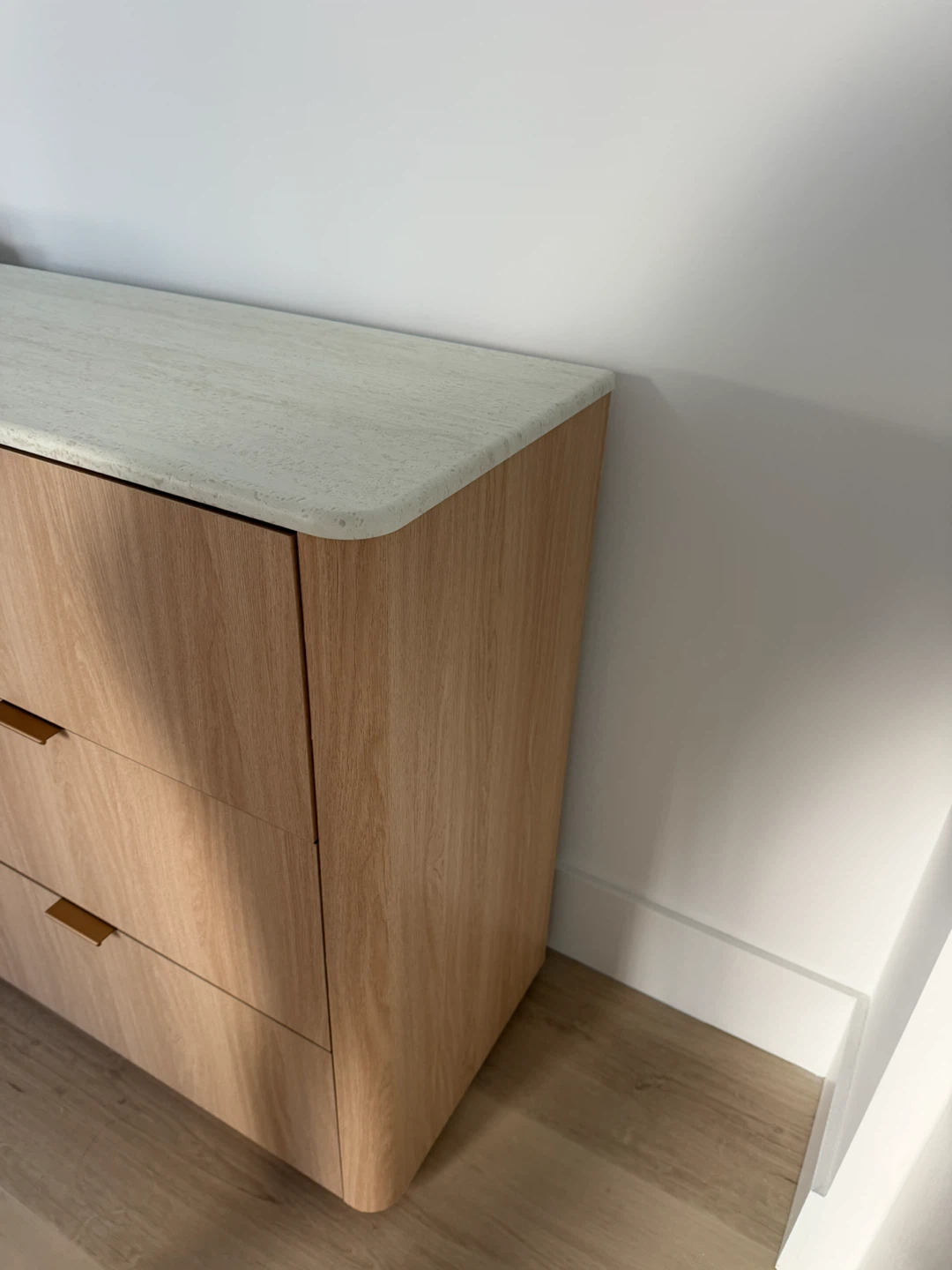 Dresser - photo 2