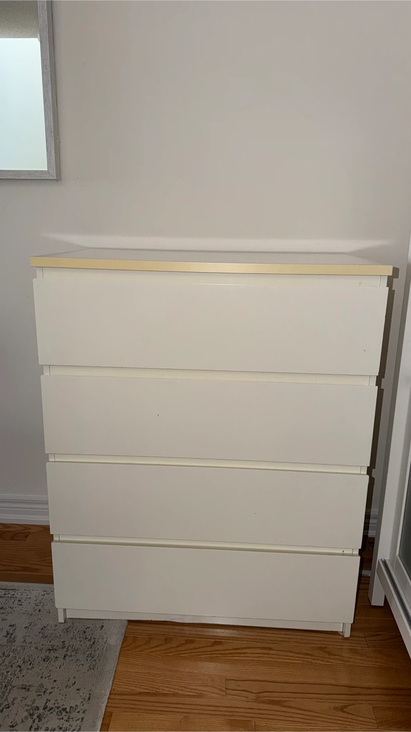White 4-Drawer Chest - photo 2