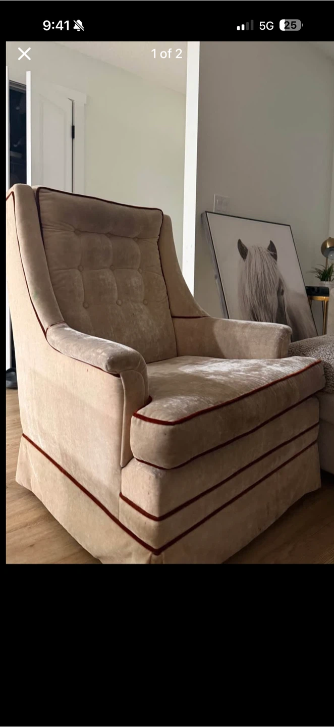 Button-Tufted Velvet Accent Chair