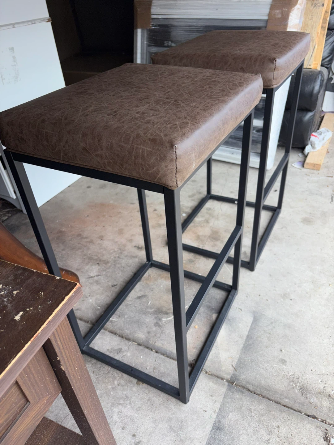 Set of Two Faux Leather Bar Stools - photo 2