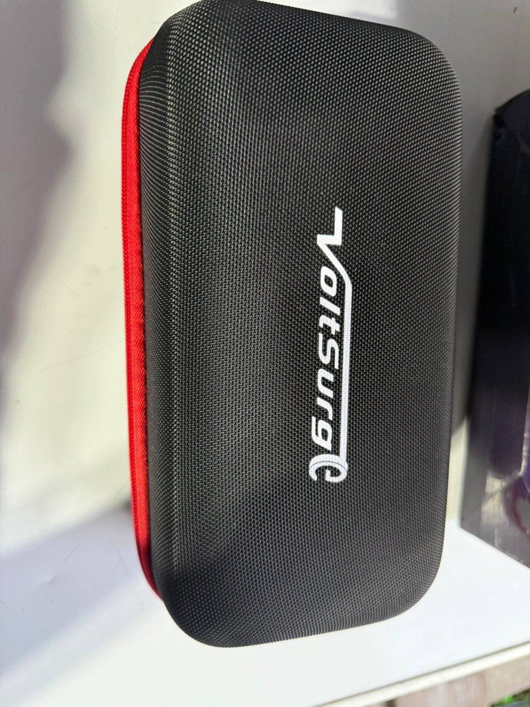 VoltSurge D05 Portable Jump Starter - photo 2