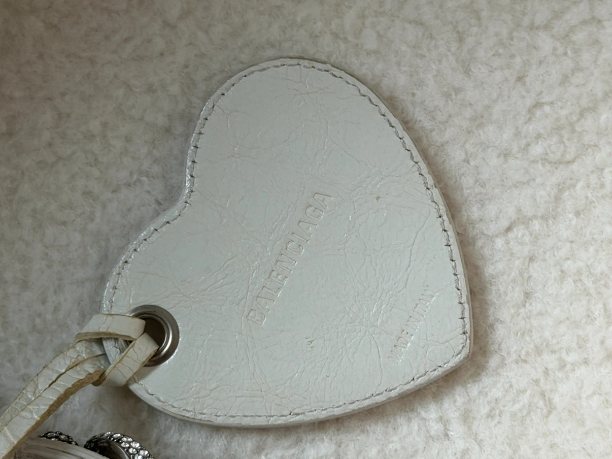 Balenciaga Le Cagole Shoulder Bag White - photo 5