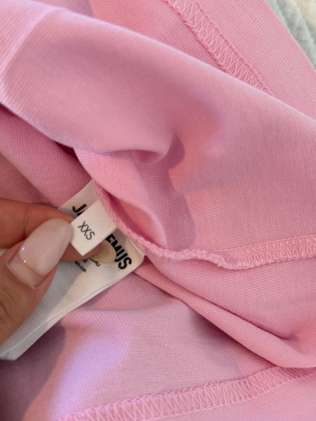 Jacquemus Pink T-Shirt with Bow Detail - photo 4