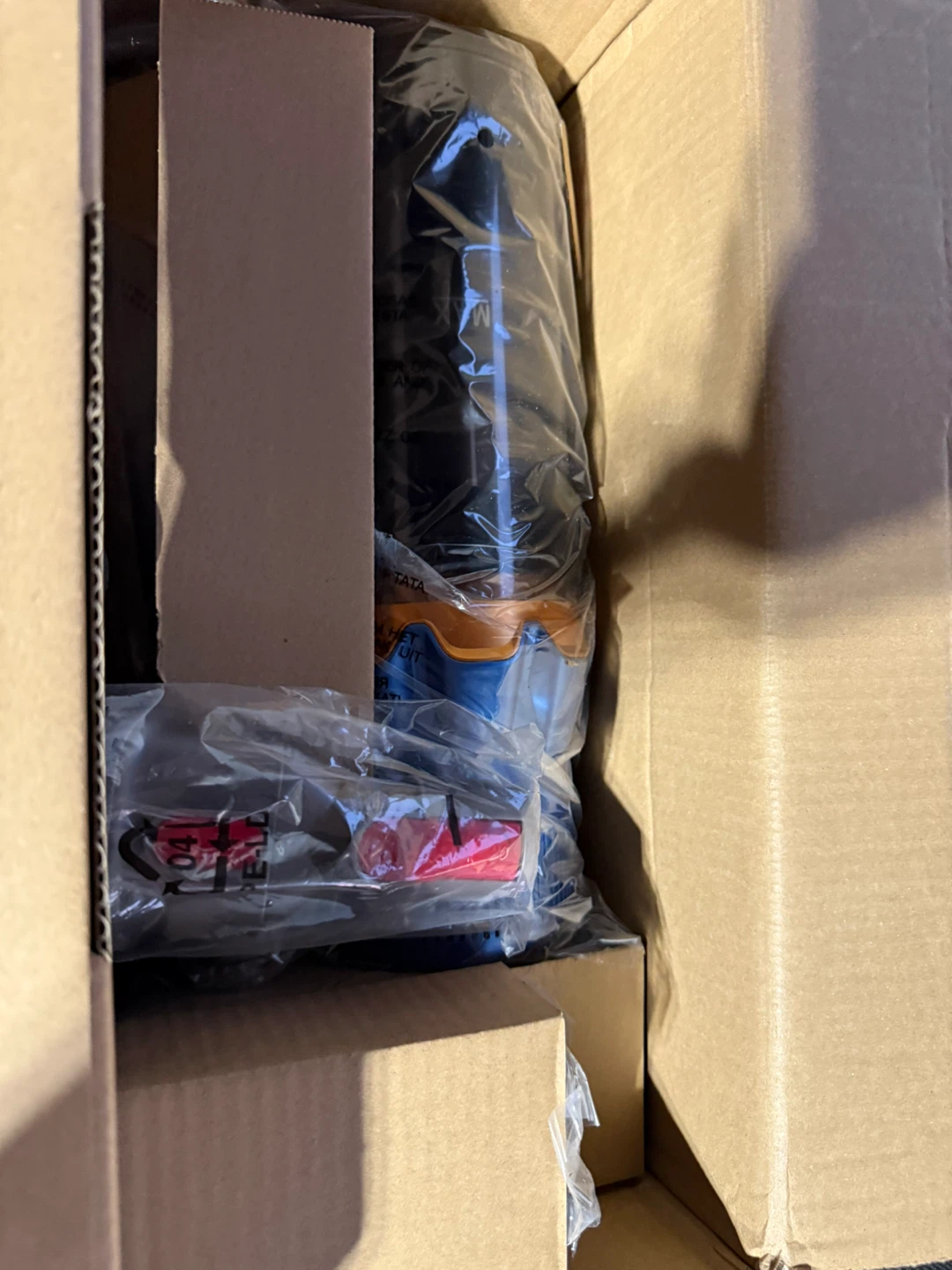 TV109S Cordless Vacuum Cleaner - photo 4