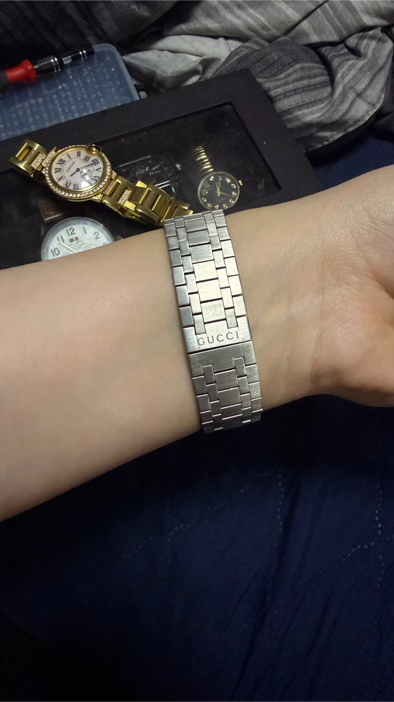 Gucci watch with pink face - photo 3