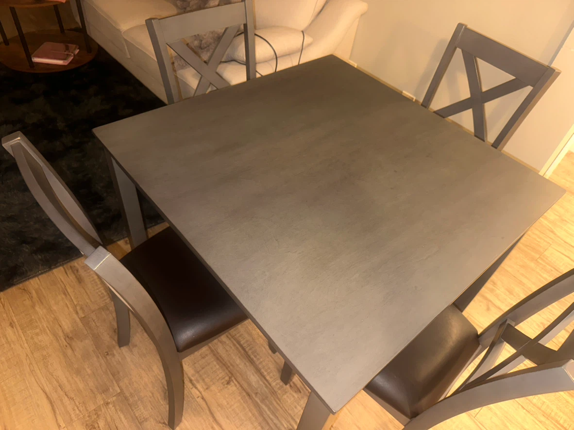 Walmart 5-Piece Dining Table Set – Excellent Condition - photo 2