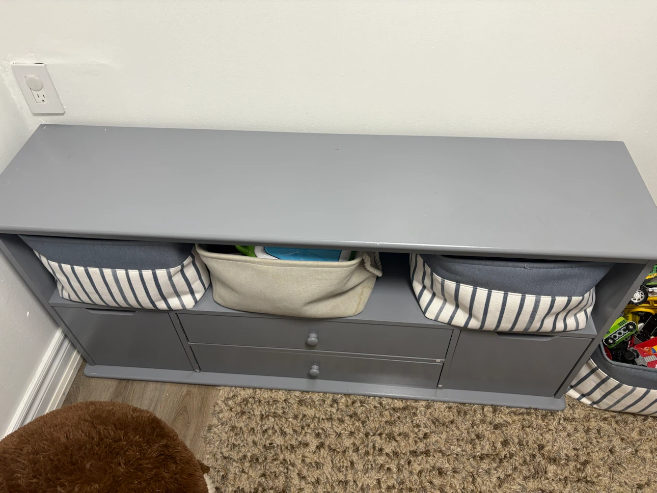 Grey storage bench with drawers