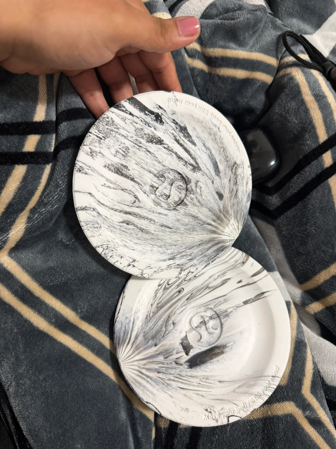 Lululemon Marble Pattern Coasters - photo 2