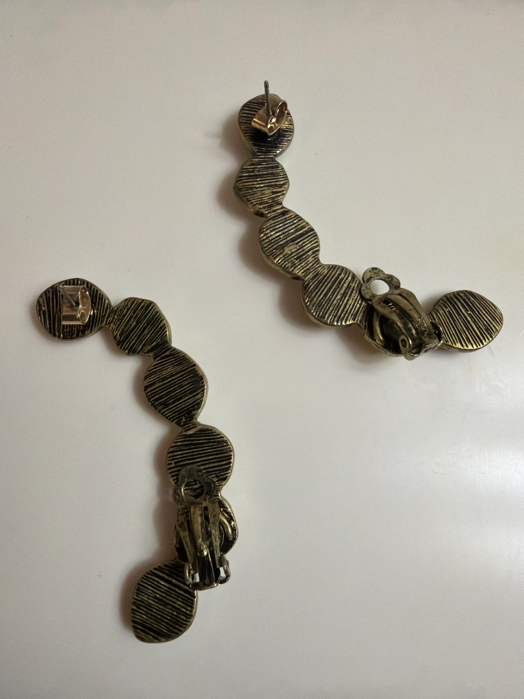 Vintage-style stone cuff earrings - photo 2
