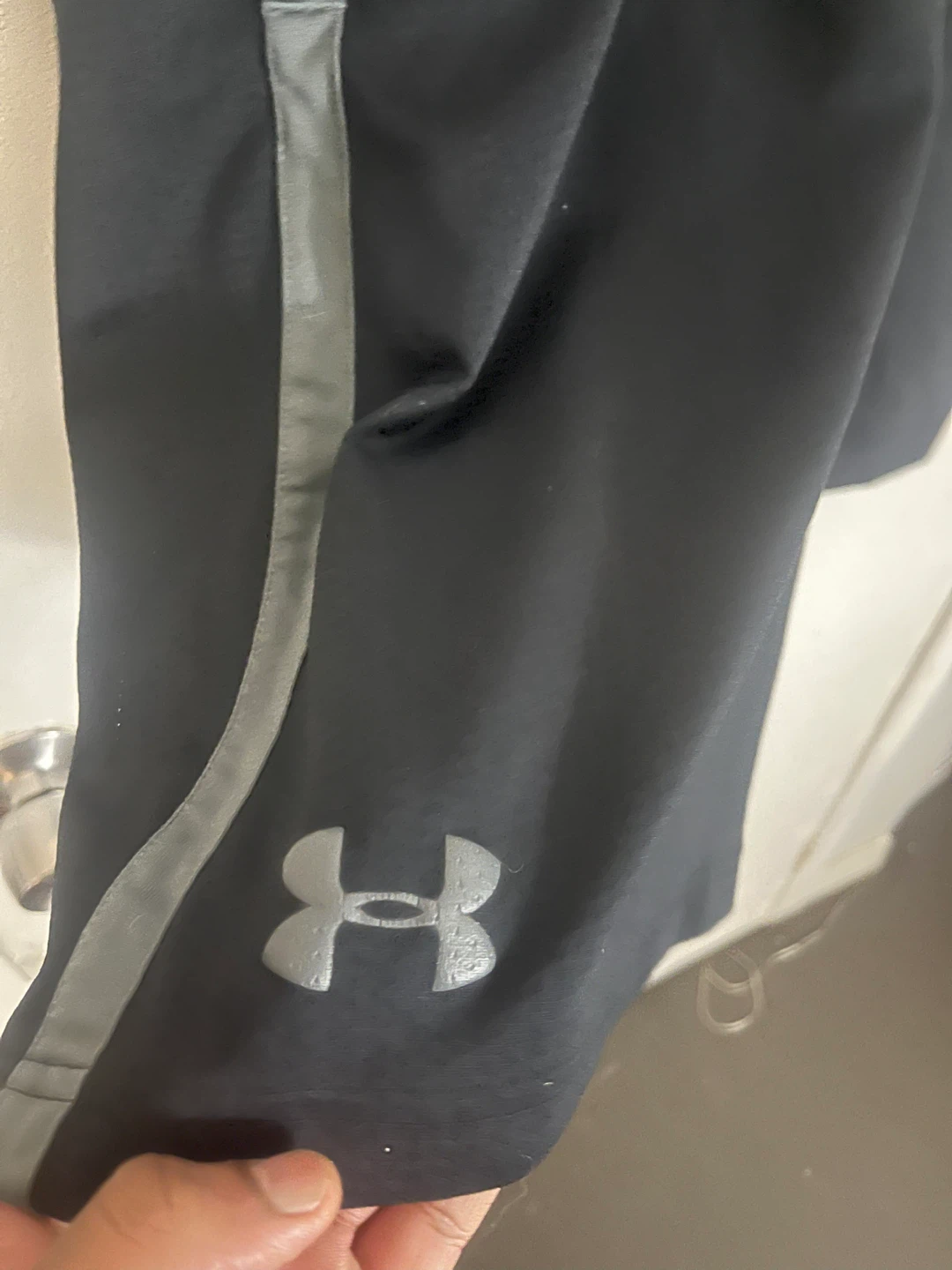 Under Armour Black Athletic Shorts XL - photo 2