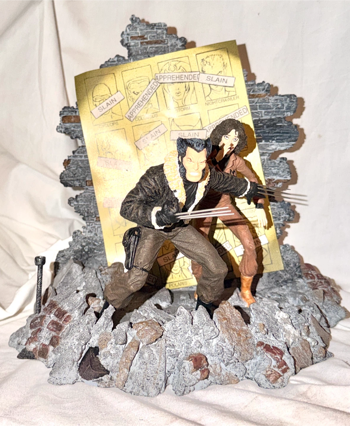 Dynamic Forces X-Men Days of Future Past Wolverine Statue - photo 2
