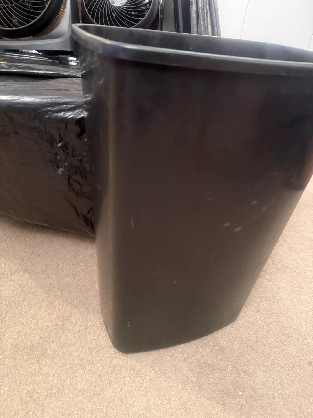 Rubbermaid Commercial 10.25 Gallon Trash Can - photo 5
