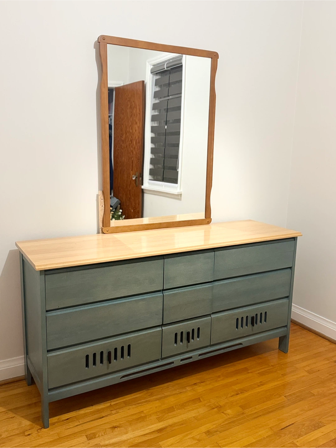 Dresser with Matching Mirror - photo 3