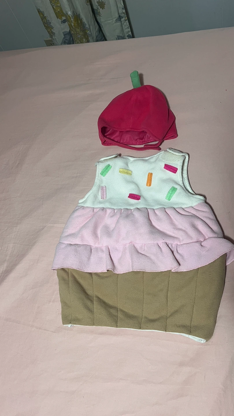 Old Navy Cupcake Costume 12-24 Months - photo 2