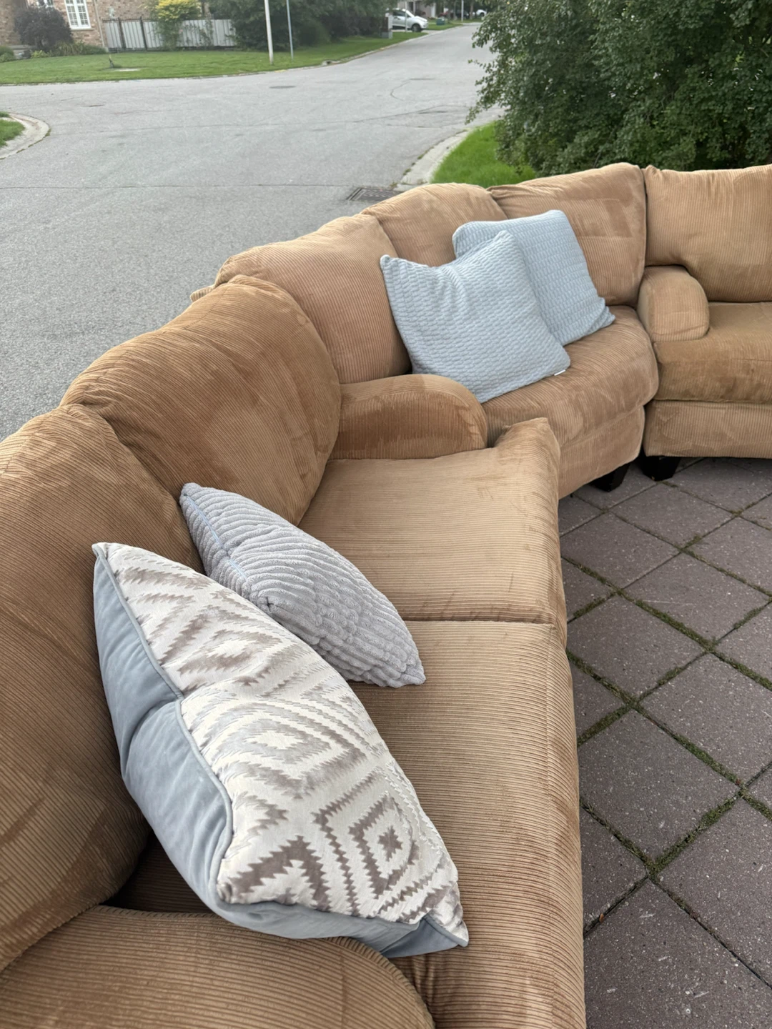 6 Seater Large Beige Sectional - photo 3