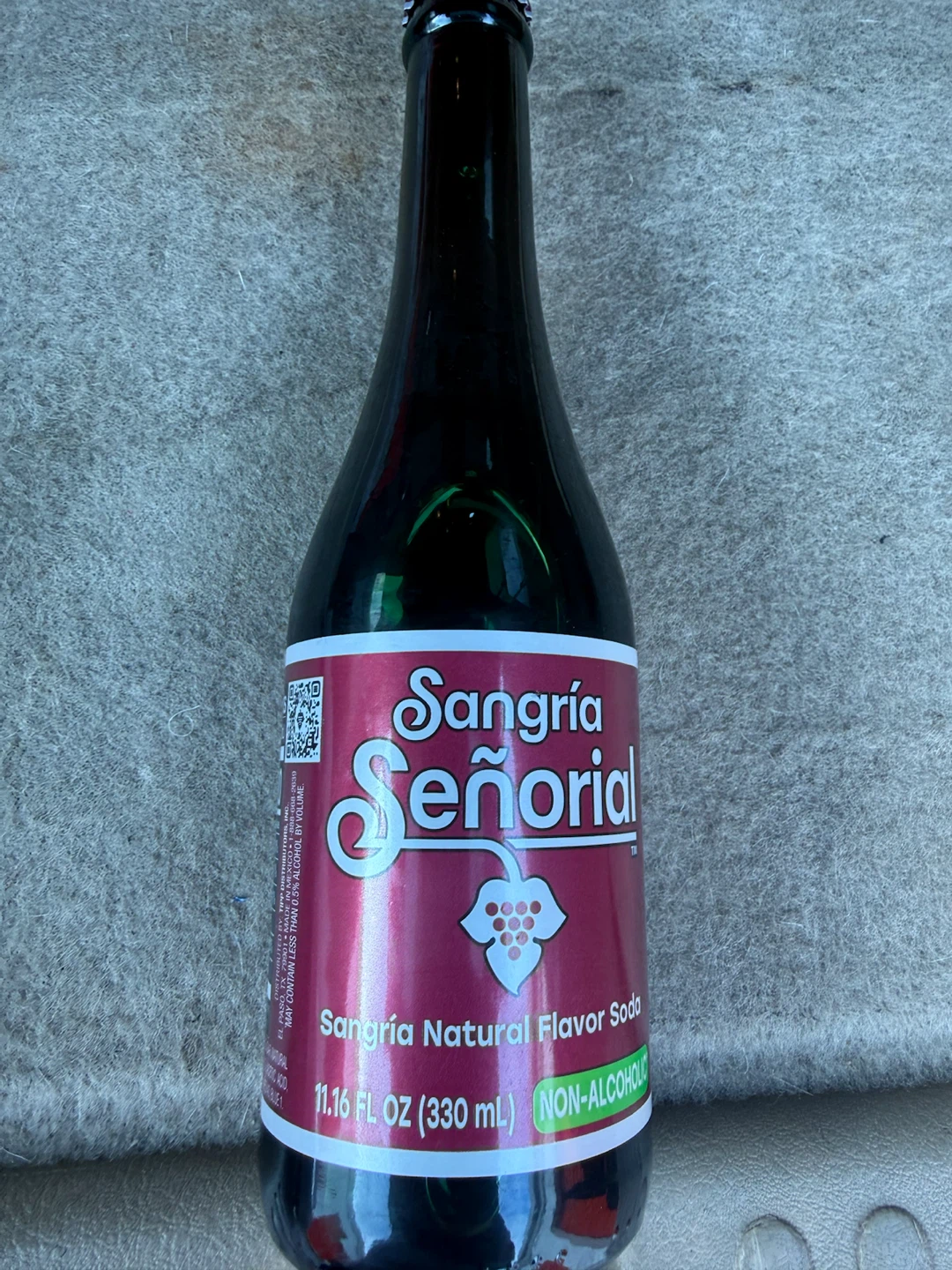 Sangria Senorial Non-Alcoholic Soda 11.16 fl oz