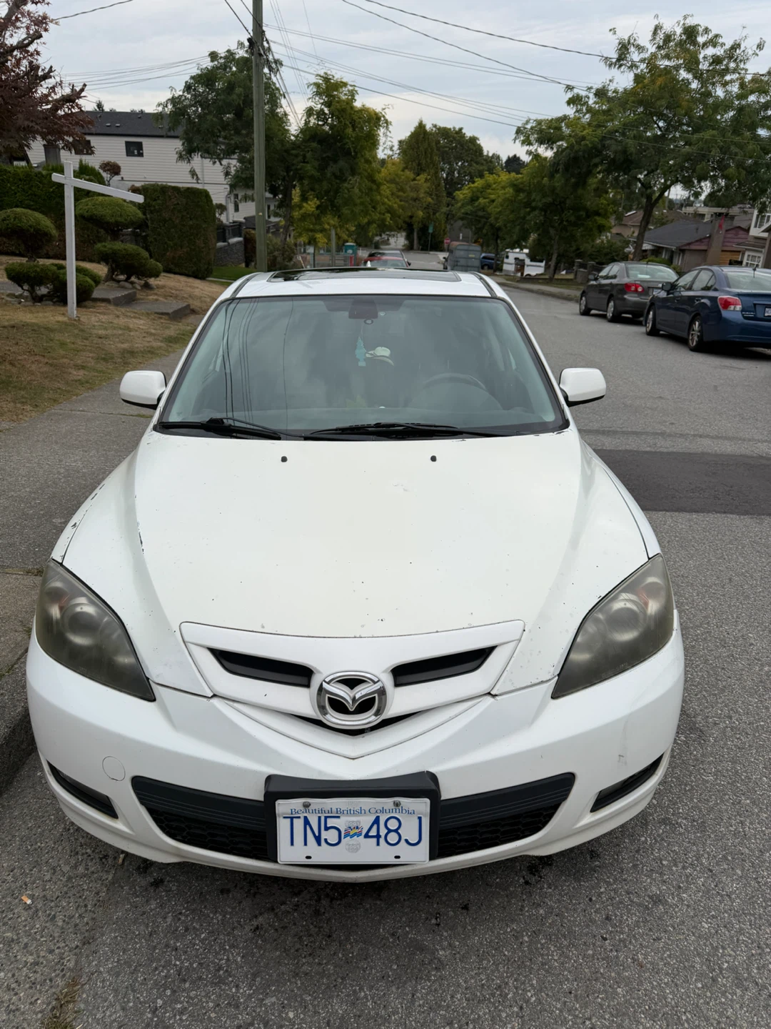 White Mazda 3 Hatchback - photo 2