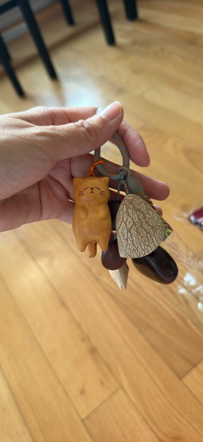 Wooden Cat Charm Accessory - photo 2
