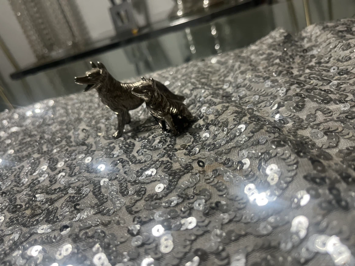 Two Vintage Silver-Tone Wolf Figurines - photo 2
