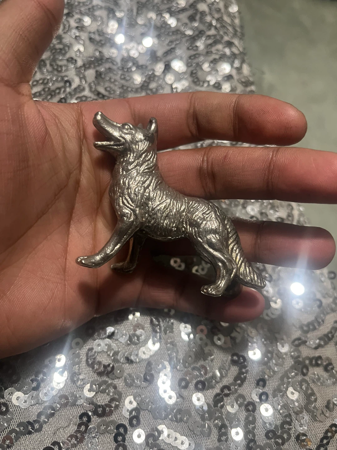 Two Vintage Silver-Tone Wolf Figurines - photo 3
