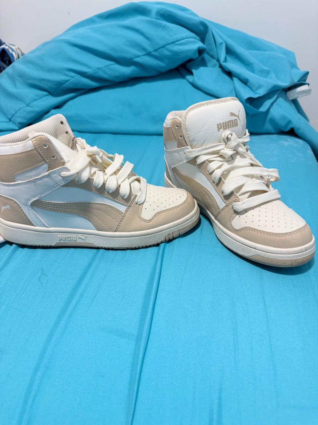 Puma High-Top Sneakers