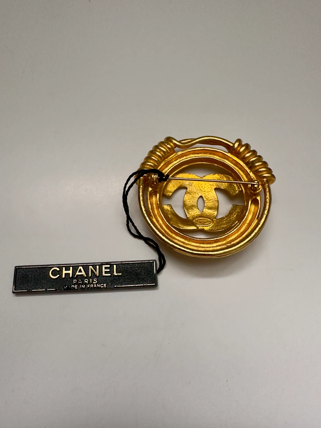 Vintage Chanel CC Logo Brooch - photo 4