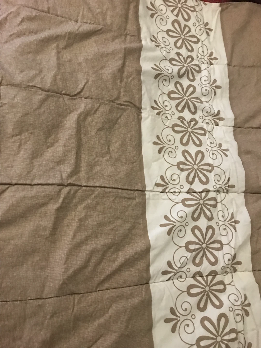 Taupe/beige Comforter - photo 2